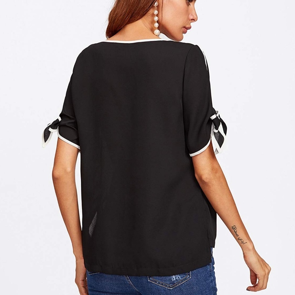 Black blouse for women - Picture 5 of 6